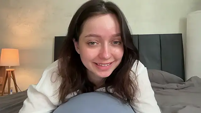 Snapshot of _liatris_ chatting on 01.25.25  liatris  online show from 01.25.25