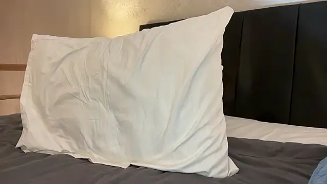 Snapshot of _liatris_ chatting on 03.01.25  liatris  online show from 03.01.25