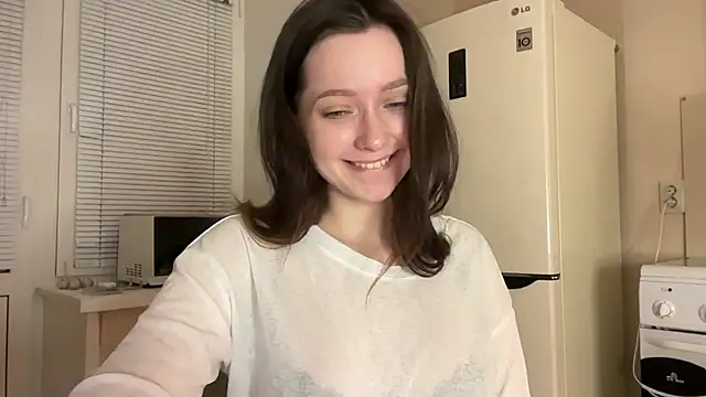 Snapshot of _liatris_ chatting on 10.05.25  liatris  online show from 10.05.25