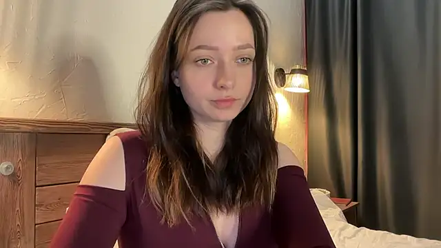 Snapshot of _liatris_ chatting on 10.12.25  liatris  online show from 10.12.25