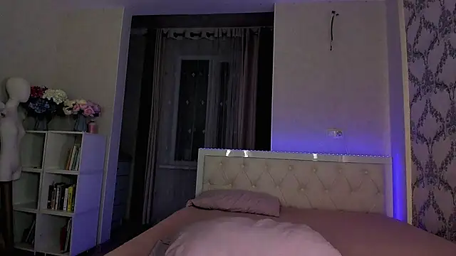 Snapshot of dumpling chatting on 09.19.25 dumpling online show from 09.19.25