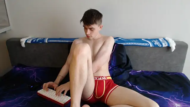 Student Oliver online show from 05.20.26
