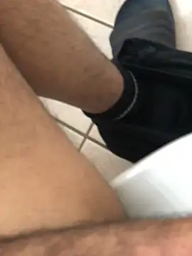 Snapshot of Lun4chuut chatting on 12.13.24 Lun4chuut online show from 12.13.24