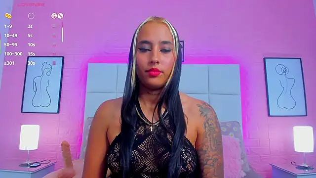 charlotte kisss online show from 06.30.26