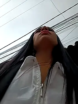 Snapshot of Astrid-- chatting on 02.10.25 Astrid-- online show from 02.10.25