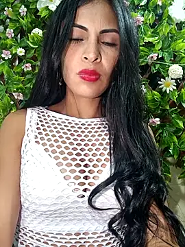 Snapshot of Astrid-- chatting on 02.13.25 Astrid-- online show from 02.13.25