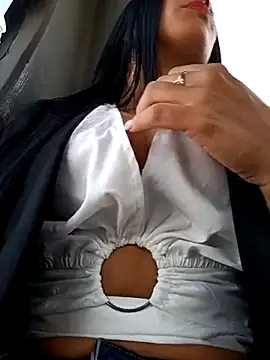 Snapshot of Astrid-- chatting on 02.19.25 Astrid-- online show from 02.19.25