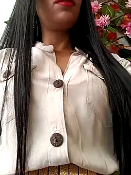 Snapshot of Astrid-- chatting on 02.19.25 Astrid-- online show from 02.19.25