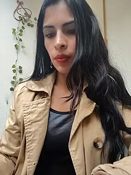 Snapshot of Astrid-- chatting on 03.05.25 Astrid-- online show from 03.05.25