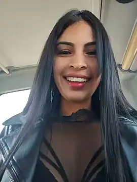 Snapshot of Astrid-- chatting on 03.10.25 Astrid-- online show from 03.10.25