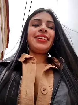 Snapshot of Astrid-- chatting on 03.13.25 Astrid-- online show from 03.13.25