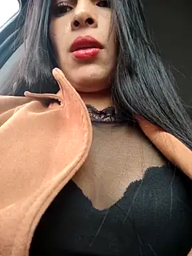 Snapshot of Astrid-- chatting on 10.20.25 Astrid-- online show from 10.20.25