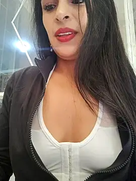 Snapshot of Astrid-- chatting on 10.24.25 Astrid-- online show from 10.24.25