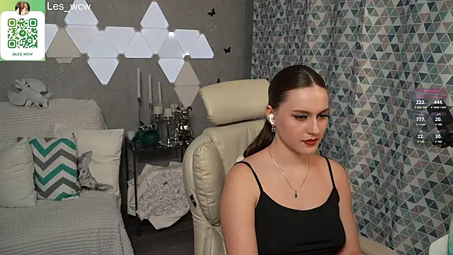 HarleyDeess online show from 03.20.25