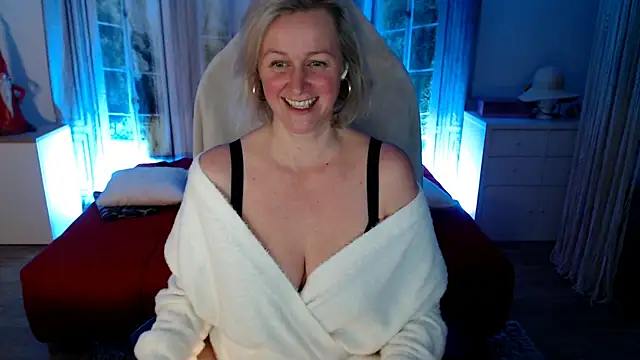 MarleneBloem online show from 12.16.25