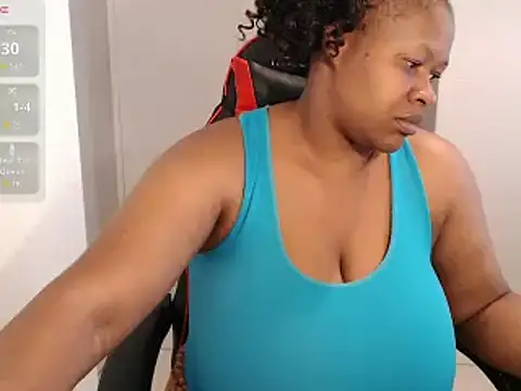 Snapshot of bustylisa1983 chatting on 02.12.25 bustylisa1983 online show from 02.12.25