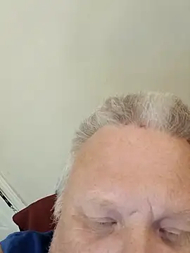 Snapshot of Jbirdb48 chatting on 11.07.25 Jbirdb48 online show from 11.07.25