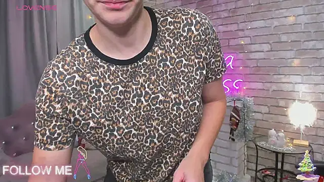 SarahCoksss online show from 01.05.25