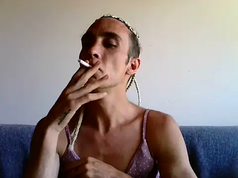 Snapshot of xxxlecram chatting on 05.24.26 xxxlecram online show from 05.24.26