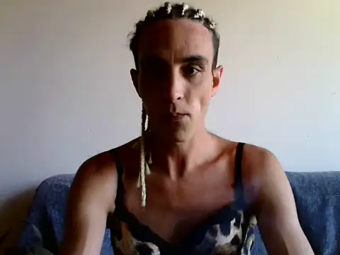 Snapshot of xxxlecram chatting on 05.25.26 xxxlecram online show from 05.25.26