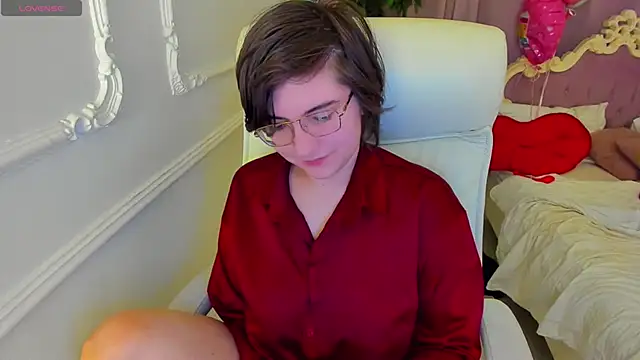 Lily Marlin online show from 04.19.26