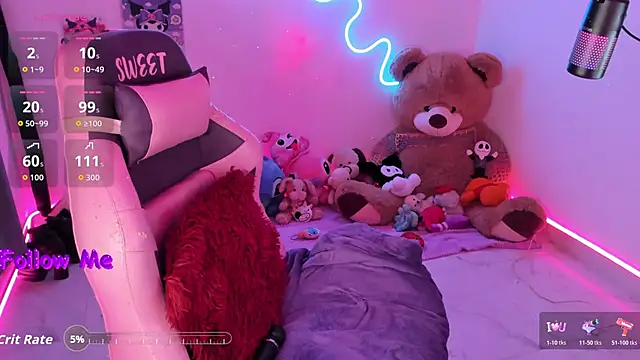 Snapshot of AshantiiSweet chatting on 10.24.25 AshantiiSweet online show from 10.24.25