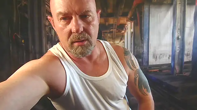 ManlyPrisonGuy online show from 06.18.26
