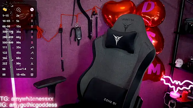 Snapshot of amywhitenessxx chatting on 02.14.26 amywhitenessxx online show from 02.14.26