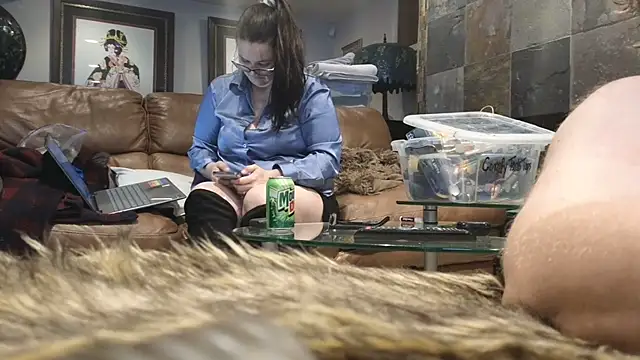 Snapshot of BrookesBigNaturals chatting on 04.07.26 BrookesBigNaturals online show from 04.07.26