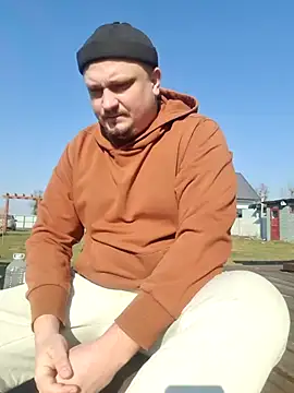 Snapshot of Pandasky chatting on 02.24.25 Pandasky online show from 02.24.25