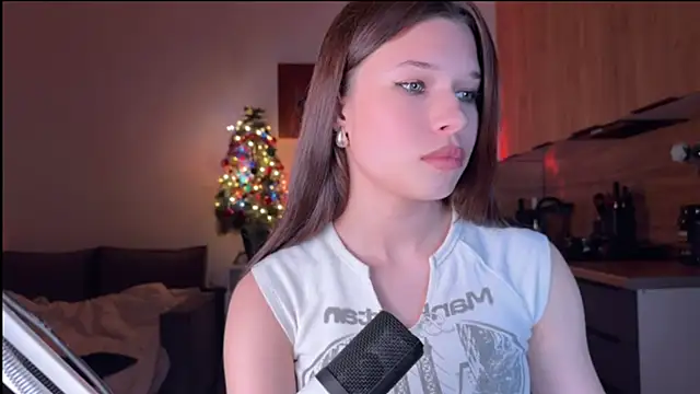 Snapshot of YourOblivion chatting on 01.09.26 YourOblivion online show from 01.09.26