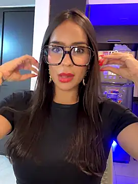 Mau White online show from 09.14.25