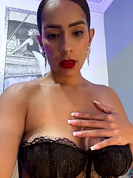 Mau White online show from 10.27.25