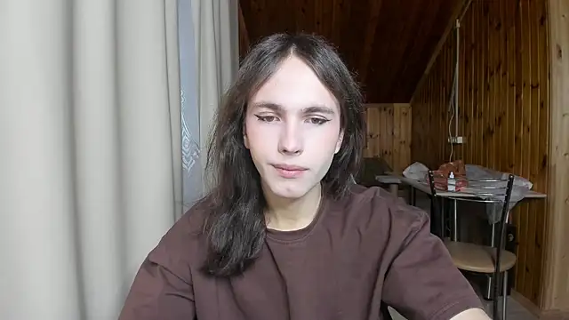 Snapshot of fcherthth chatting on 12.19.24 fcherthth online show from 12.19.24