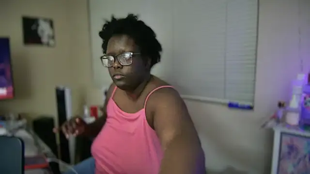 Snapshot of Yagurl__west chatting on 03.05.25 Yagurl west online show from 03.05.25