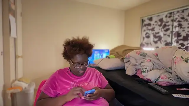 Yagurl  west online show from 02.13.26