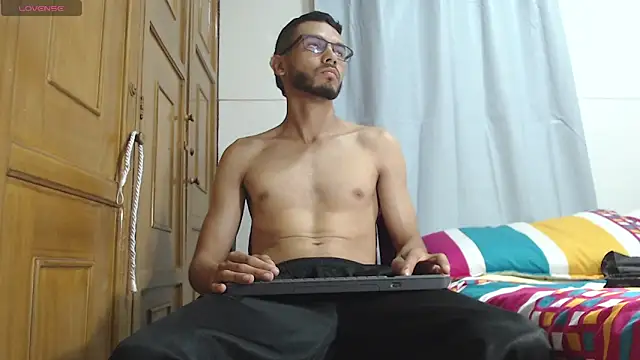 russthiago online show from 05.06.26