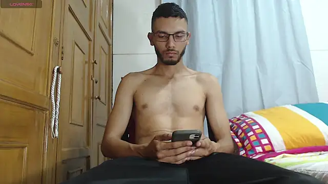 russthiago online show from 05.09.26