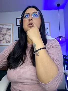 Amber gold  online show from 02.14.25