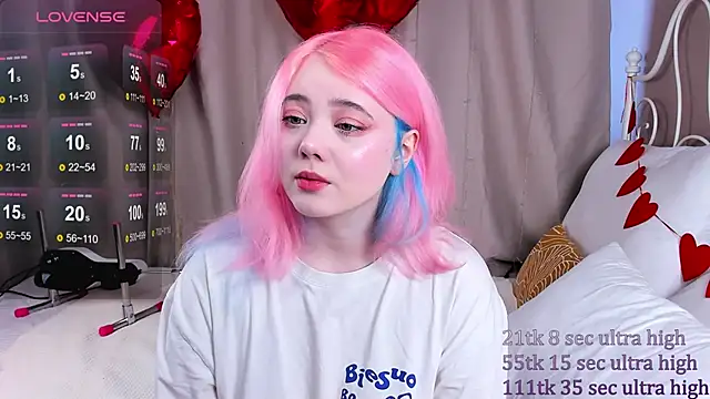 Snapshot of __KawaiiYuki__ chatting on 02.10.25 KawaiiYuki online show from 02.10.25