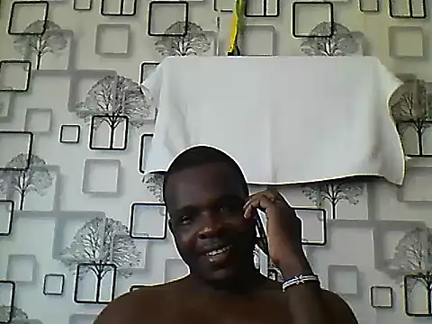 Snapshot of Chumba_001 chatting on 09.29.25 Chumba 001 online show from 09.29.25