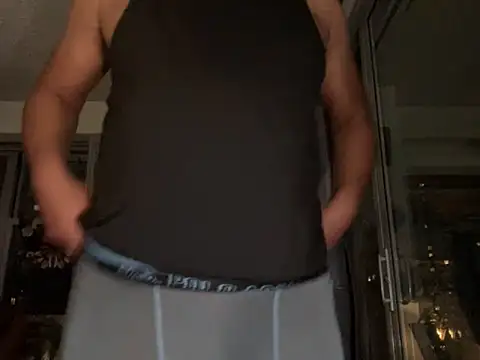 Snapshot of ThickDick_Daddy chatting on 10.22.25 ThickDick Daddy online show from 10.22.25