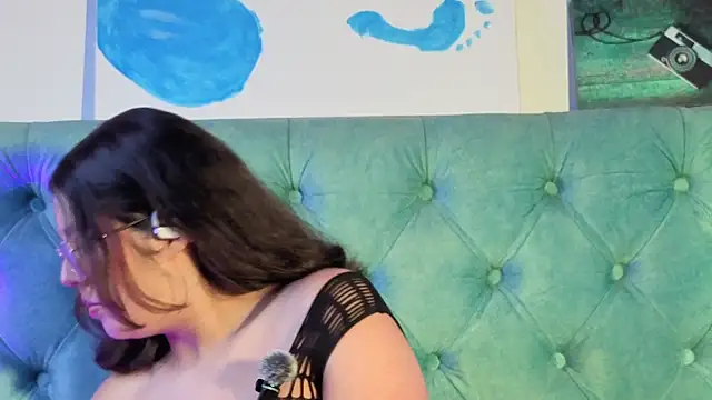 Paola Lyon  online show from 04.29.26