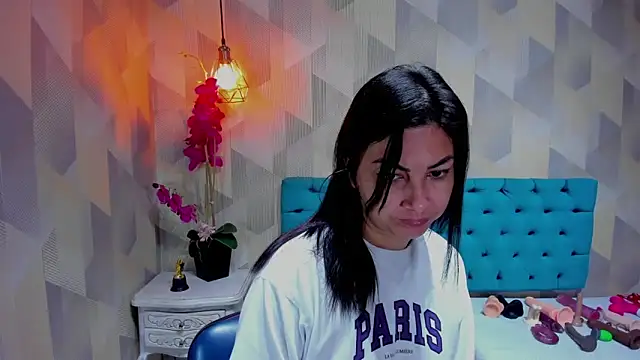 AdaFawxx online show from 02.25.26