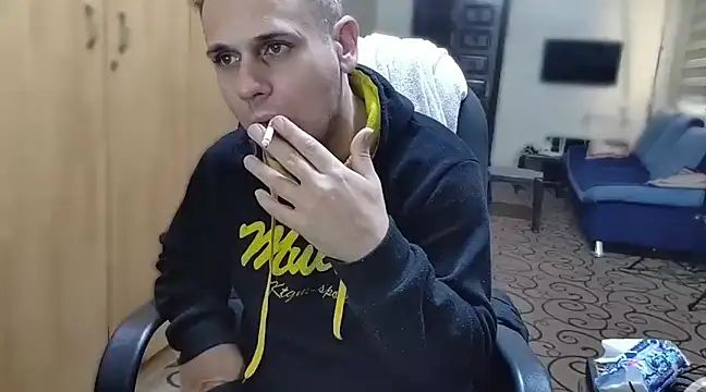 Snapshot of Arabeyes chatting on 12.07.24 Arabeyes online show from 12.07.24