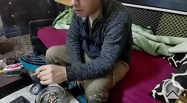 Snapshot of Arabeyes chatting on 03.01.25 Arabeyes online show from 03.01.25