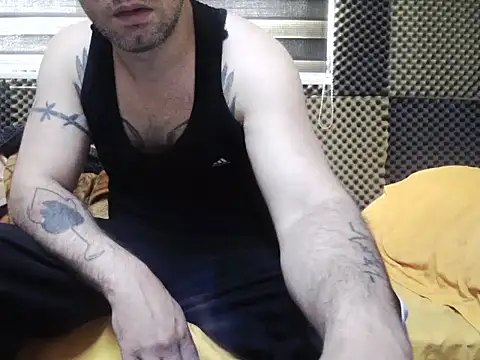 Snapshot of Arabeyes chatting on 11.01.25 Arabeyes online show from 11.01.25