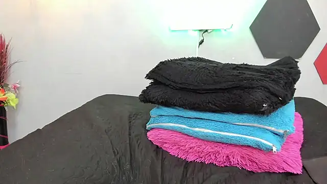 martinaclark online show from 02.12.25