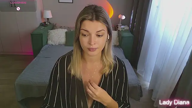 Snapshot of LancasterLady chatting on 09.23.25 LancasterLady online show from 09.23.25