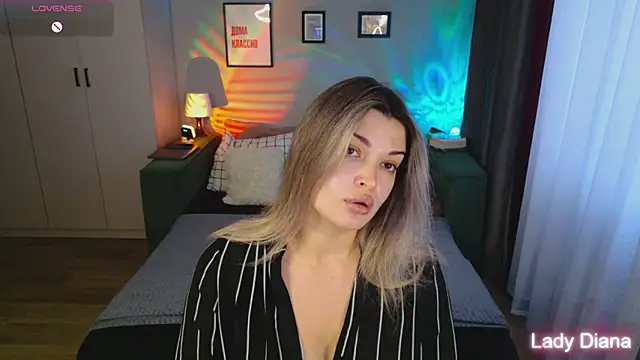 Snapshot of LancasterLady chatting on 11.03.25 LancasterLady online show from 11.03.25